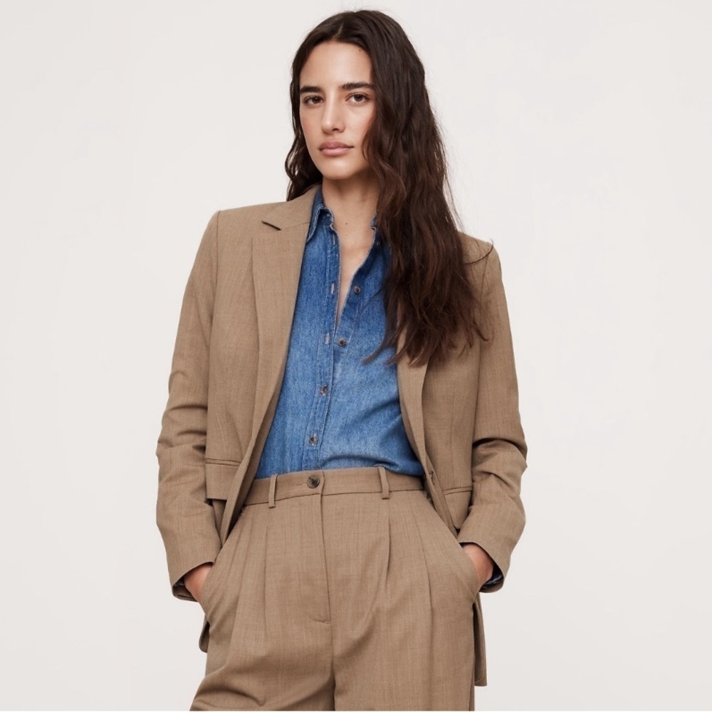 NEW! Banana Republic Heather Camel Siena Relaxed Italian Wool Blazer 🛞